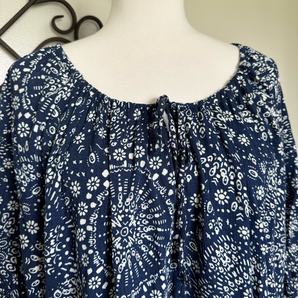 TORRID Size 1X Blue Blouse Top - Picture 3 of 4